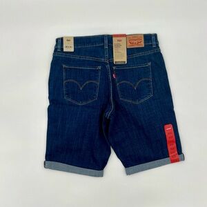 Levi’s Classic Bermuda Shorts